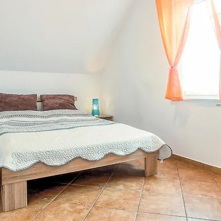 Dom Szeregowy Casa de Férias